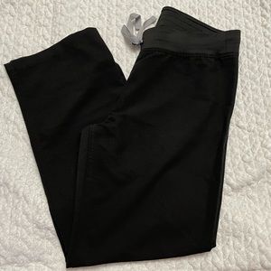 Figs Woman’s Livingston Scrub bottoms